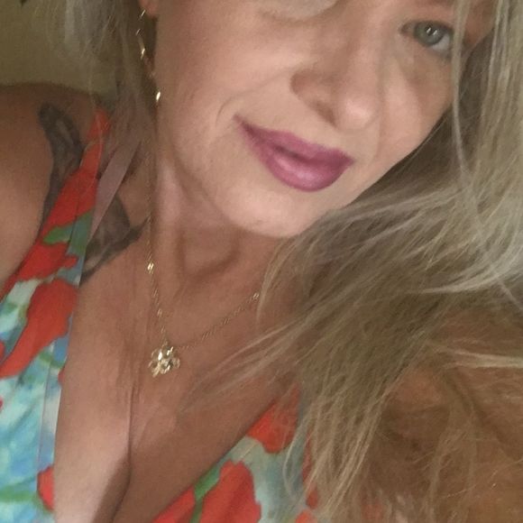 leah_washington